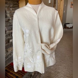 Talbots Ivory Wool with detail sweater Size Medium